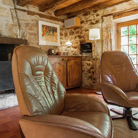 Holiday home Farmhouse In Cybranet With Private Garden Saint-Cybranet